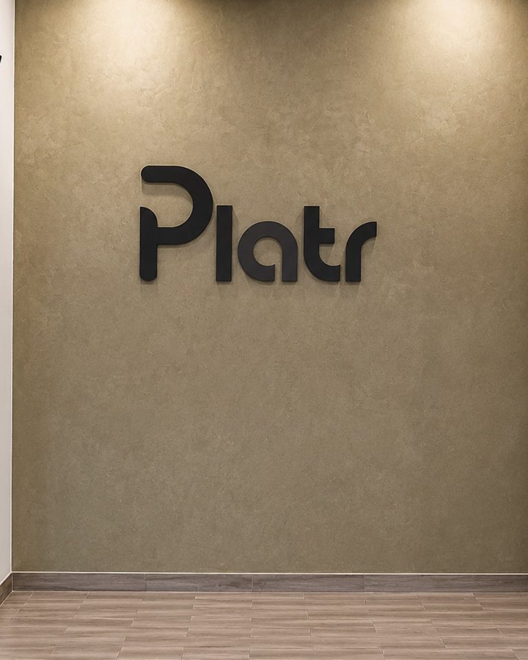 Interior - Platr