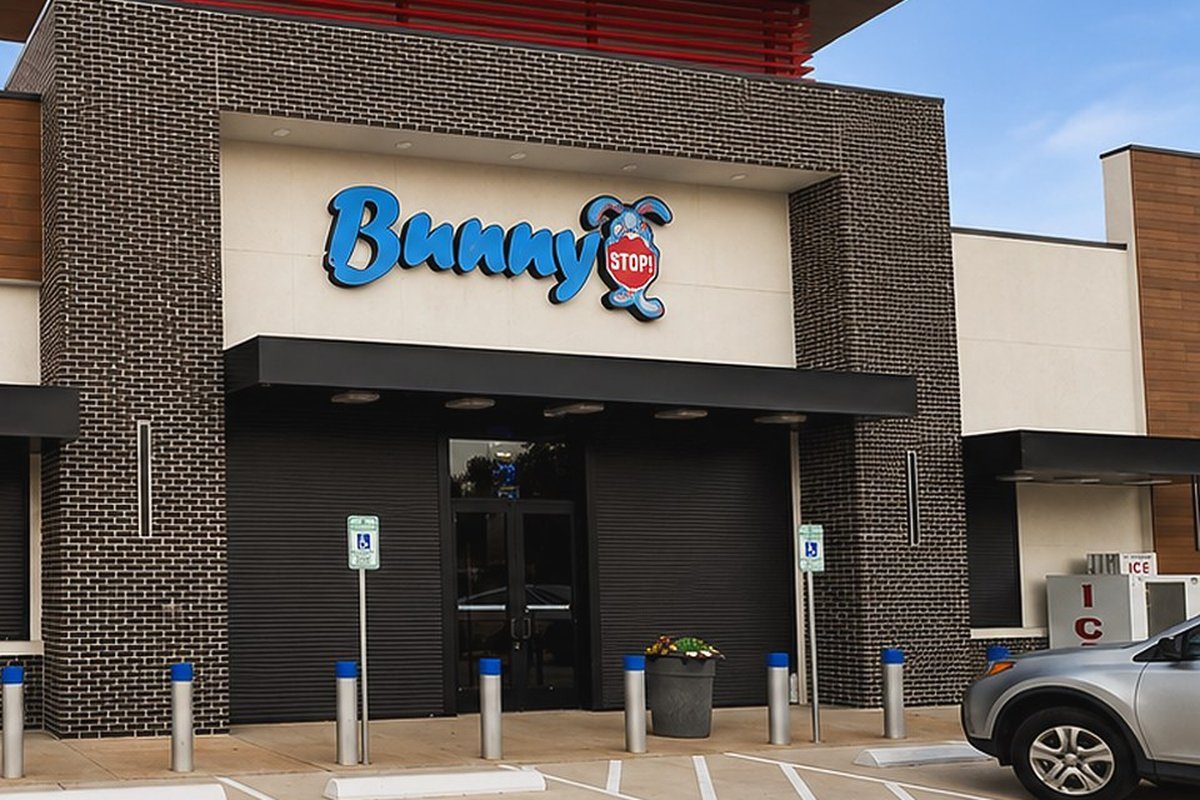Jet Star Signs channel letter sign installed on a Houston storefront with code-compliant placement