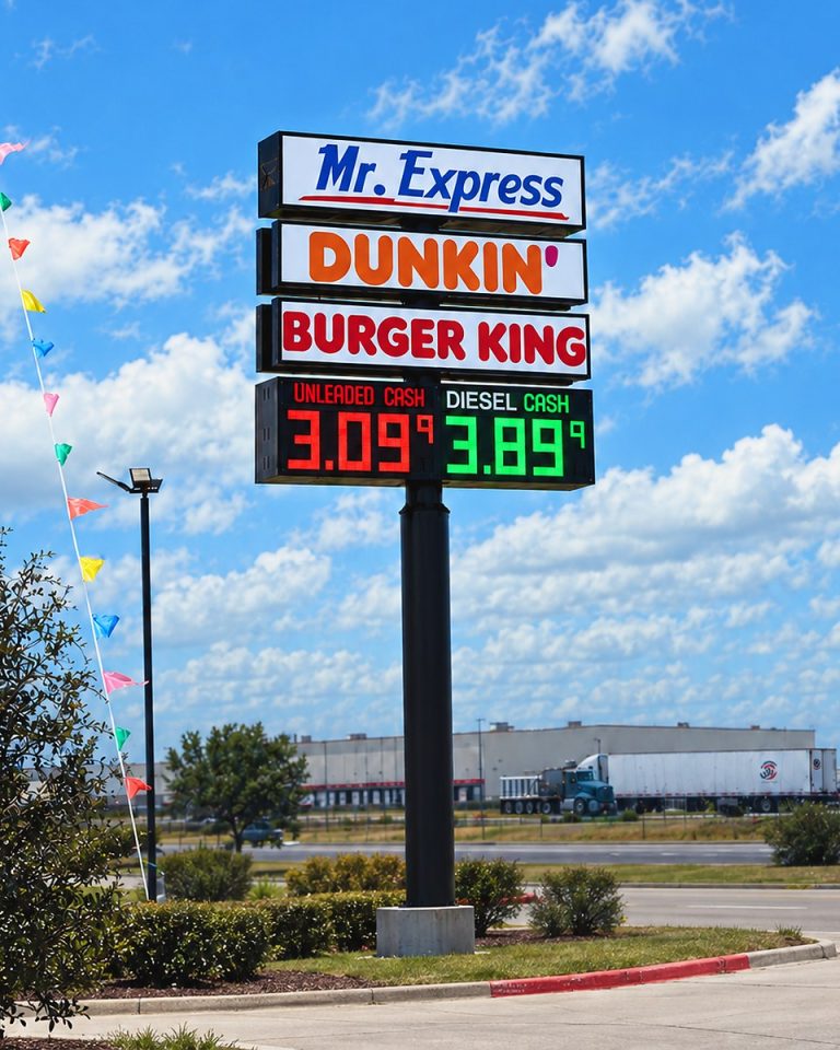 Pylon Signs - Mr Express Dunkin